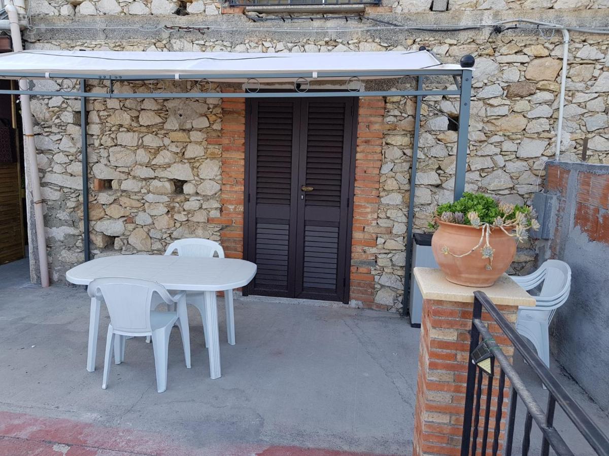 Casa Vacanze Monte Venere Castelmola Ngoại thất bức ảnh
